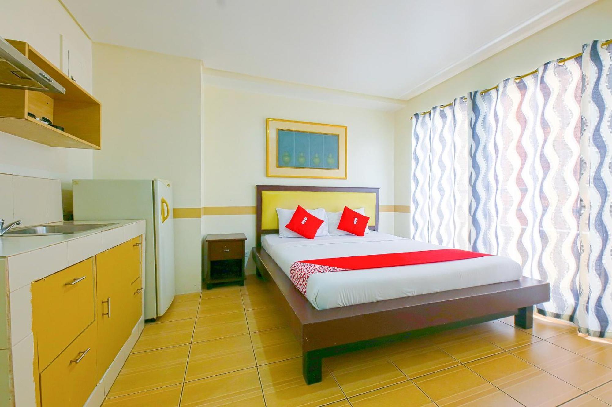 Oyo 769 Poblacion Suites Polaris Makati City Bagian luar foto